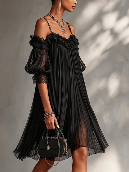 Vittoria | Mini vestido negro de chiffon con hombros al descubierto y borde de encaje