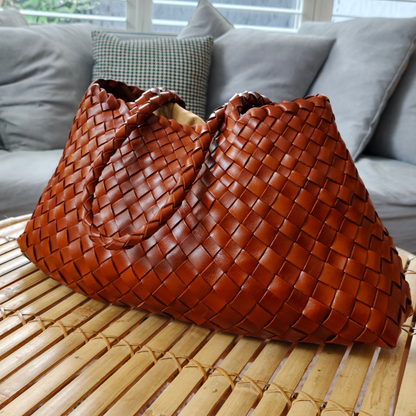 Leah Bolso Tote