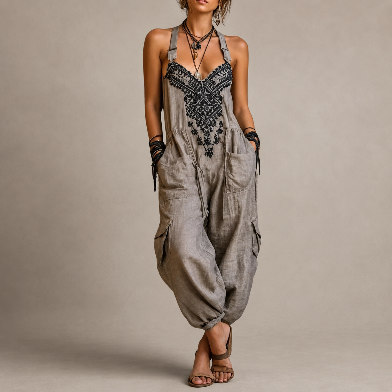 Astrid | Mono bohemio bordado