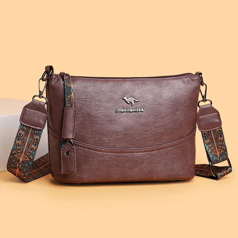 Bolso de hombro de cuero moderno